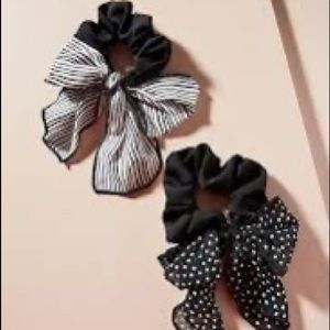 Anthropologie Set Sail Scarf Hair Tie Set